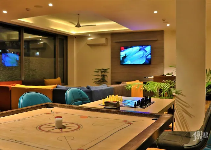 The Blue Jay Hostel Rishikesh